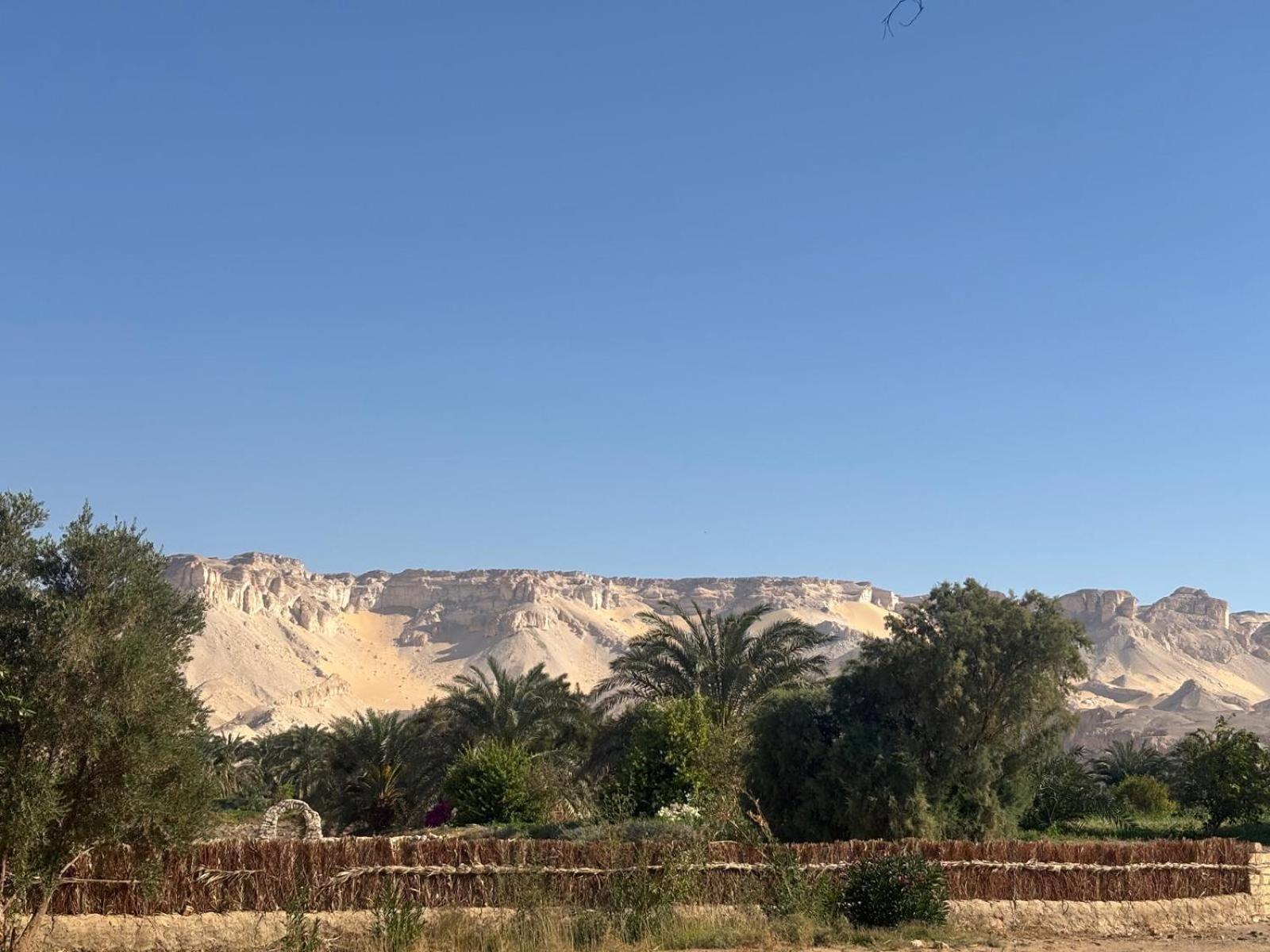 Beir El Gabal Hotel Al Qasr Exterior photo